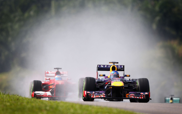 维泰尔领先阿隆索