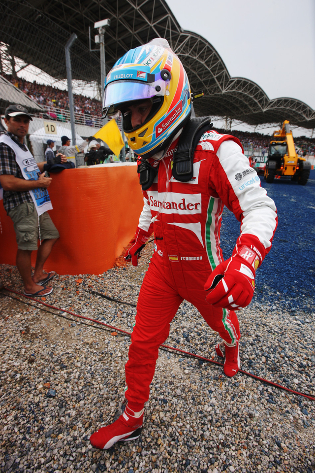 阿隆索愤愤离场