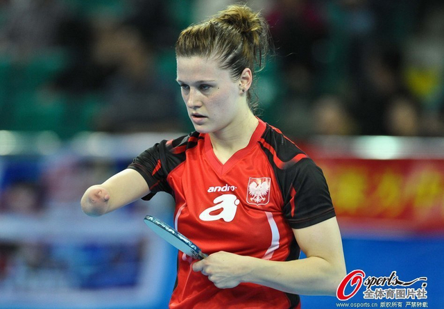 波兰独臂女球手