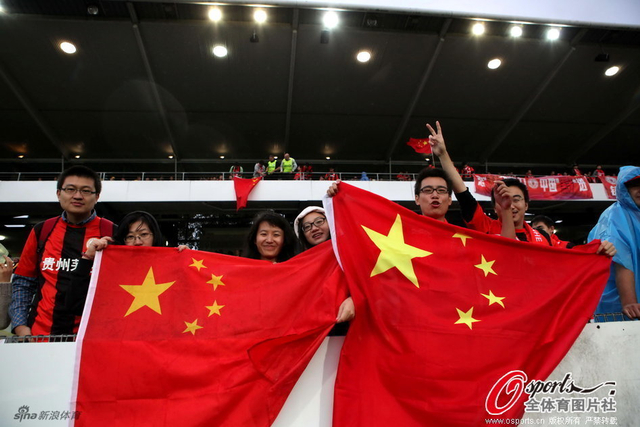 五星红旗飘扬在亚冠赛场