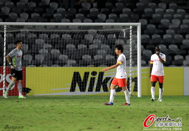 人和队再失一球