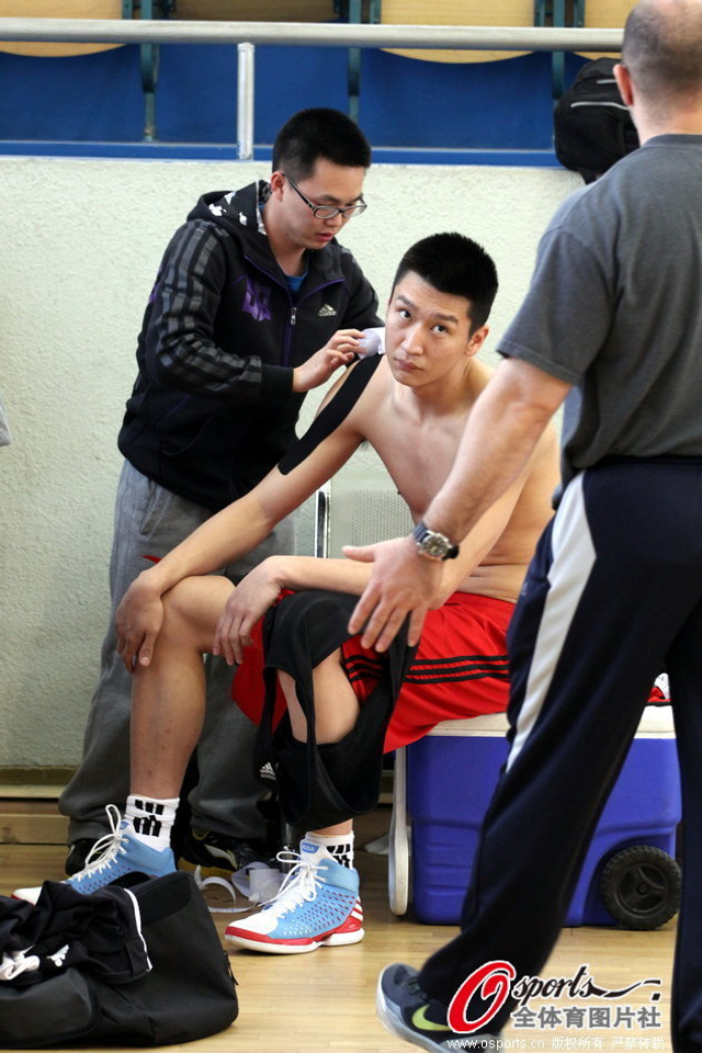 孙悦做出场准备