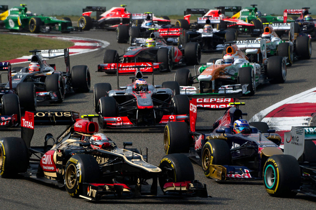 发车后一片混战