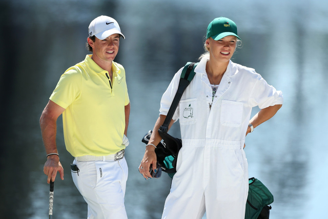 沃兹给男友背包