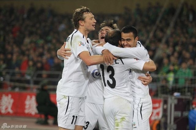 本尤德科球员庆祝 (4)