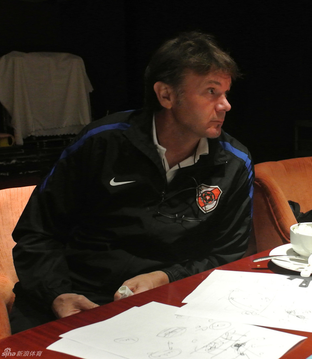 特帅寻思破敌对策