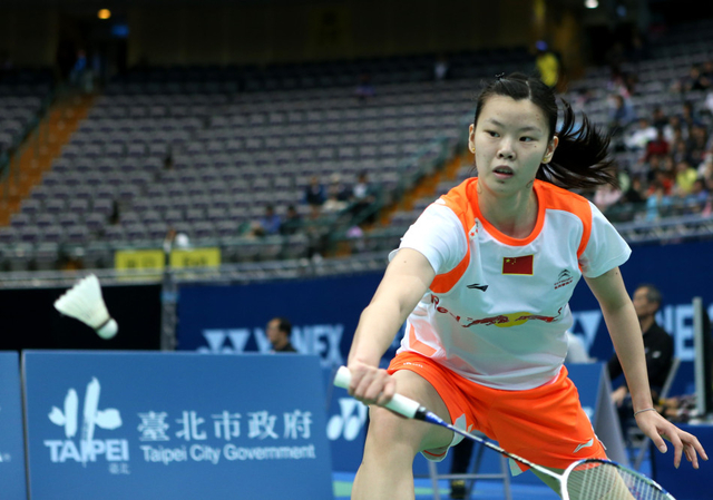 李雪芮轻松回球