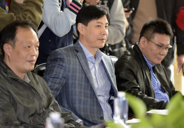 女排主帅竞聘候选人蒋杰（中）