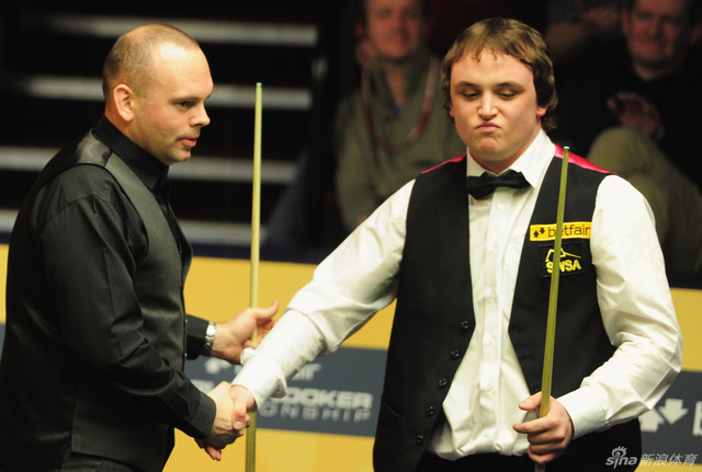 宾汉姆握手贝尔德