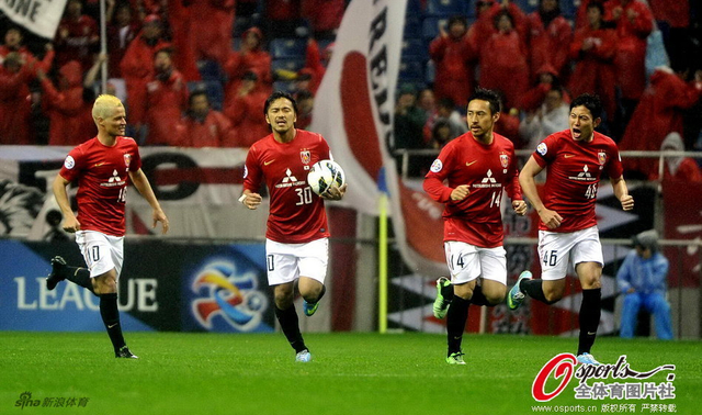 对方球员进球后咆哮