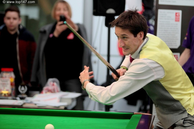 沃克搞笑玩转斯诺克