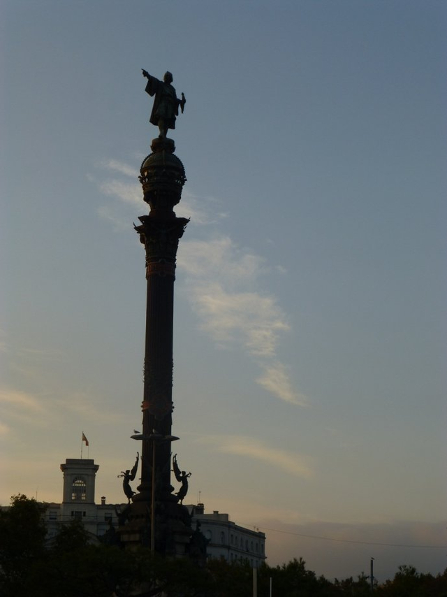 哥伦布在寻找前进方向