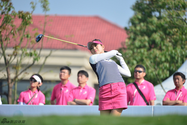 日本姑娘坂之下侑子