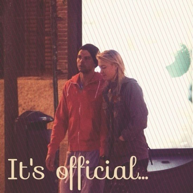 莎娃姐弟恋或浮出水面