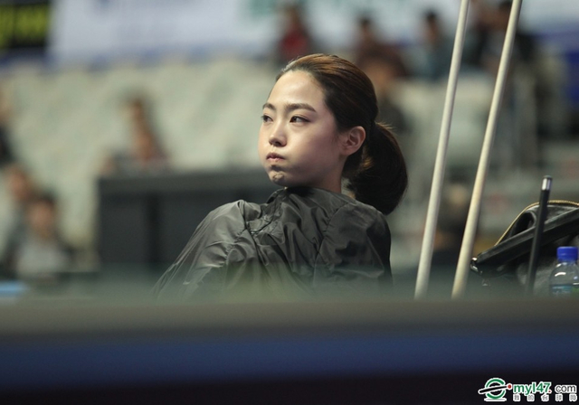 车侑蓝嘟嘴卖萌