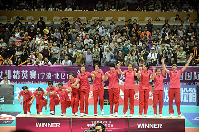 中国队员登上领奖台