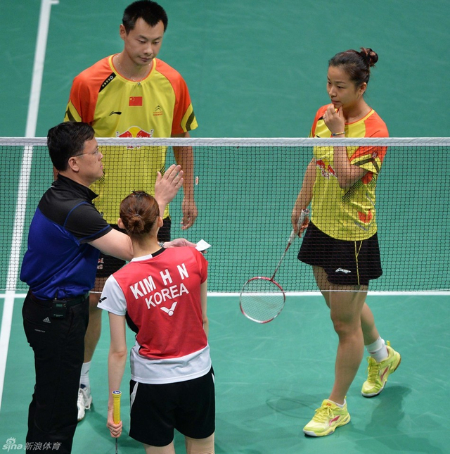 混双打头阵开场