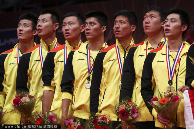 男队虎将齐唱国歌