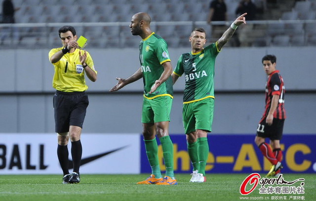 卡努特不解裁判出牌