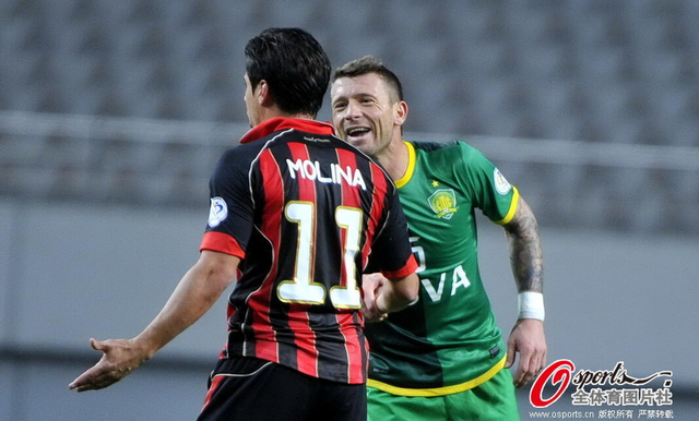 马季奇笑面对手