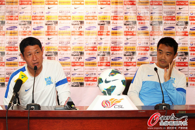 黎兵与许博出席发布会