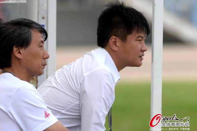 李金羽执教首秀