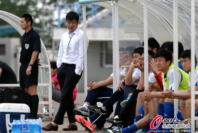 李金羽执教首秀