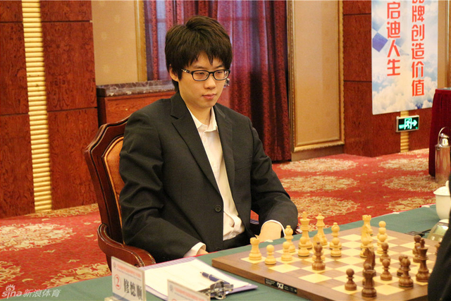 修德顺帅气出战