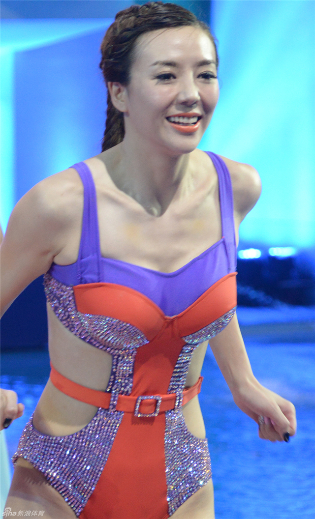 周韦彤最炫民族风