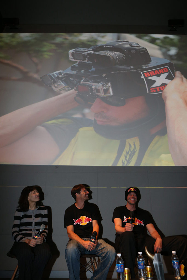 空中摄影师杰夫展示广告拍摄