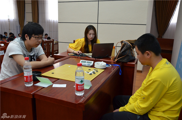 白宝祥VS李成森