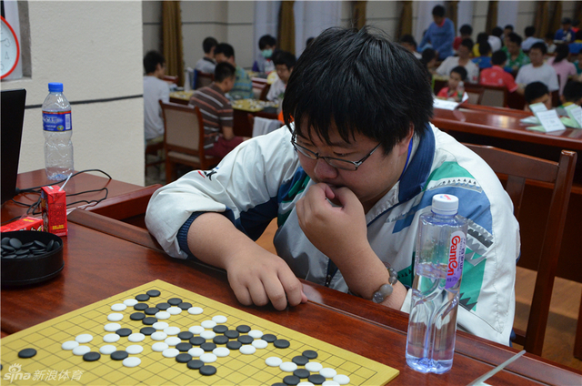 钱留儒认真思索