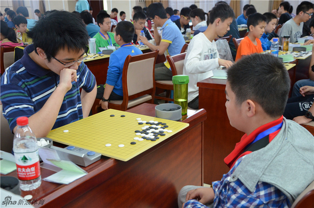 何天凝VS廖元赫