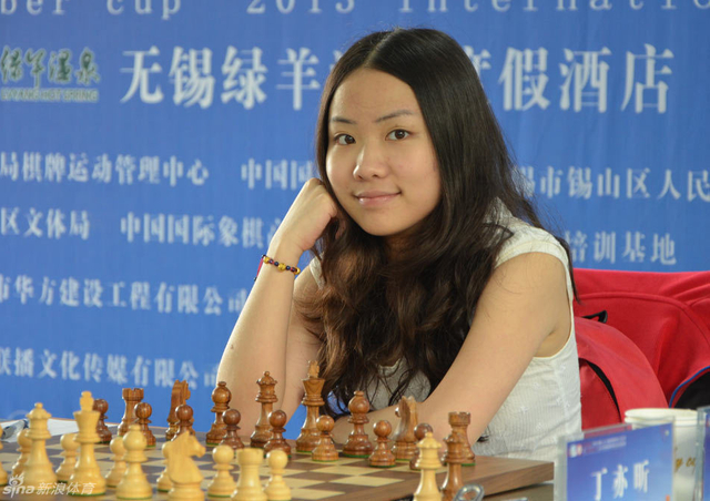 章晓雯自信微信