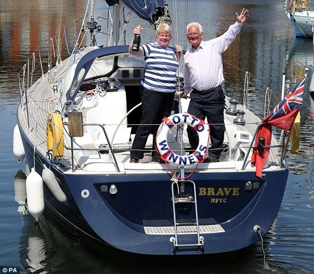 航海中发现中奖