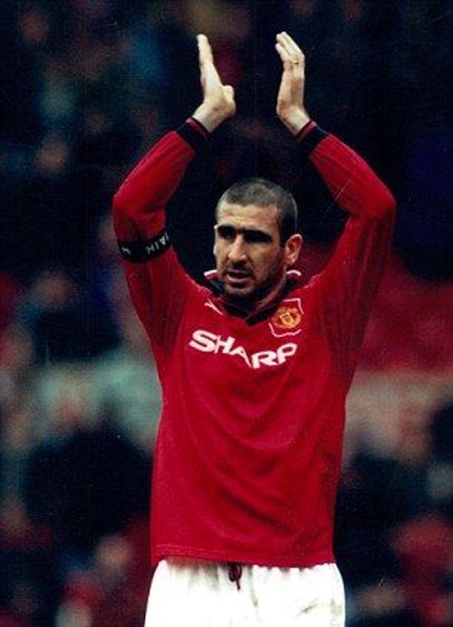 黑色衣领梦回坎通纳时代