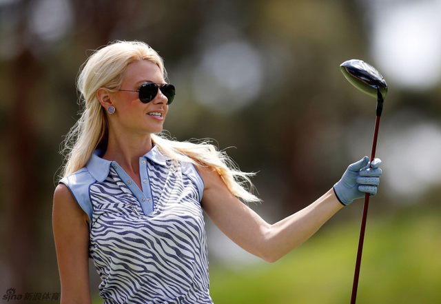  高尔夫频道美女主持麦克默里(Win McMurry )