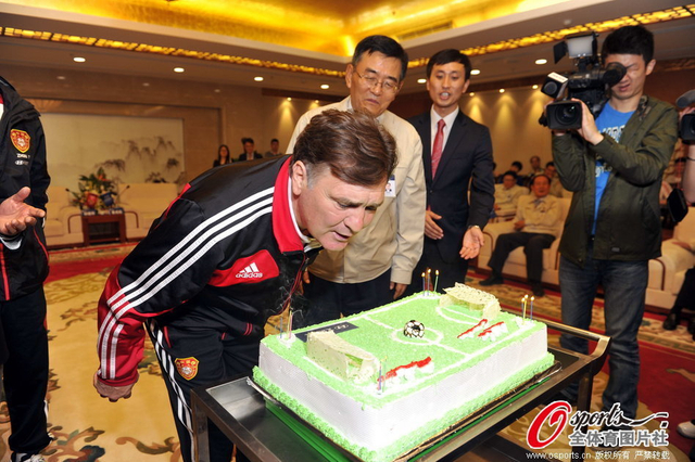 卡马乔迎来58岁生日