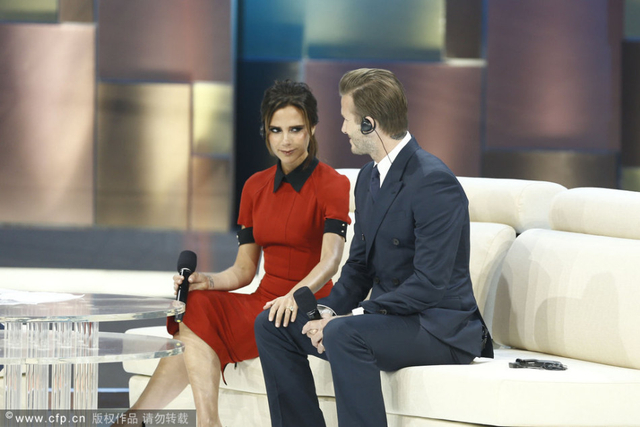 眼神交流心有灵犀