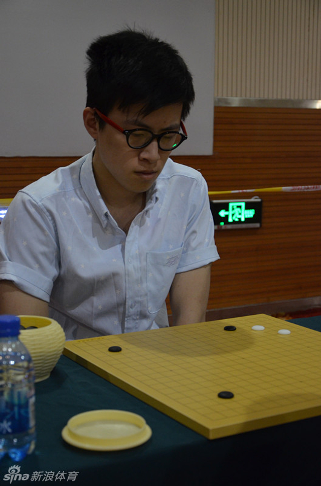 毛睿龙全力以赴