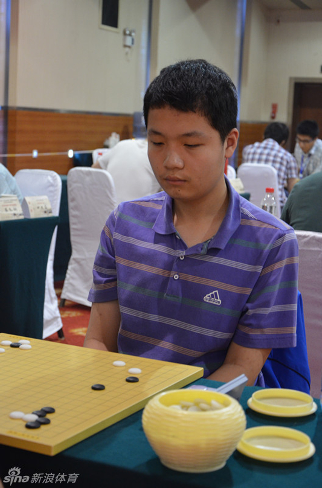 新科初段马逸超四战全胜