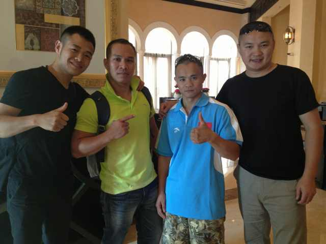 熊朝忠迪拜适应训练