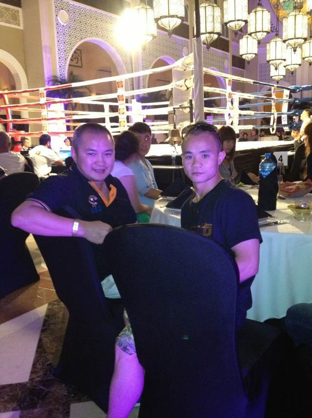 熊朝忠现身拳迷见面会