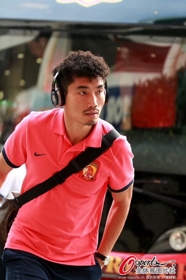 郑智听音乐放松