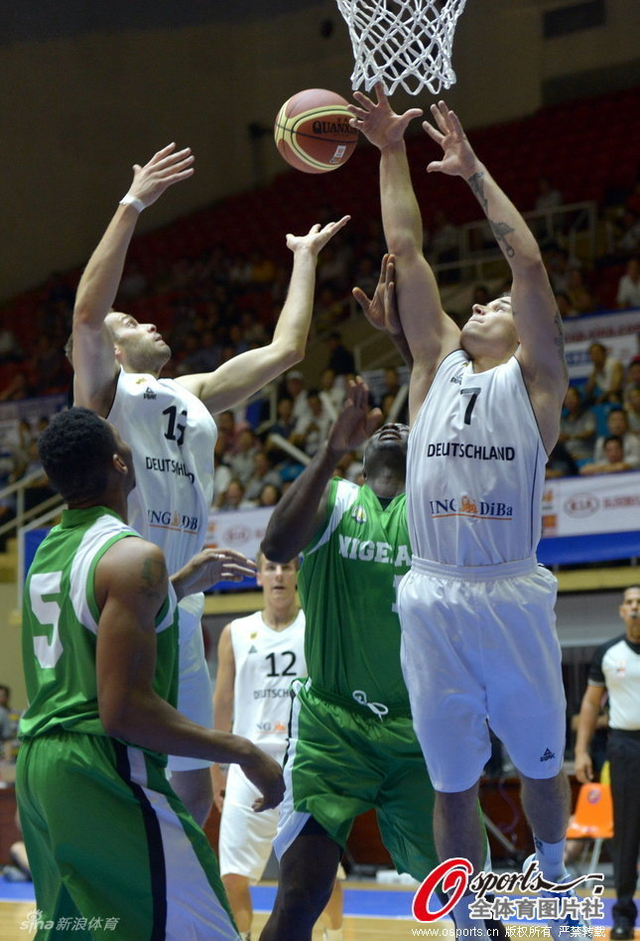 德国队保护篮板