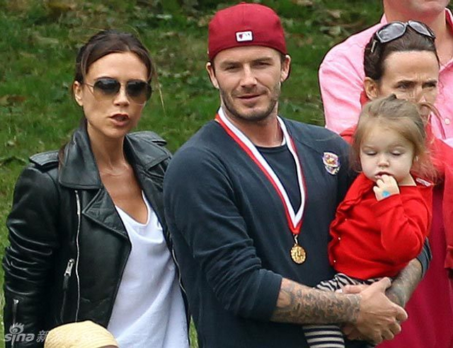 女儿小七萌劲儿十足