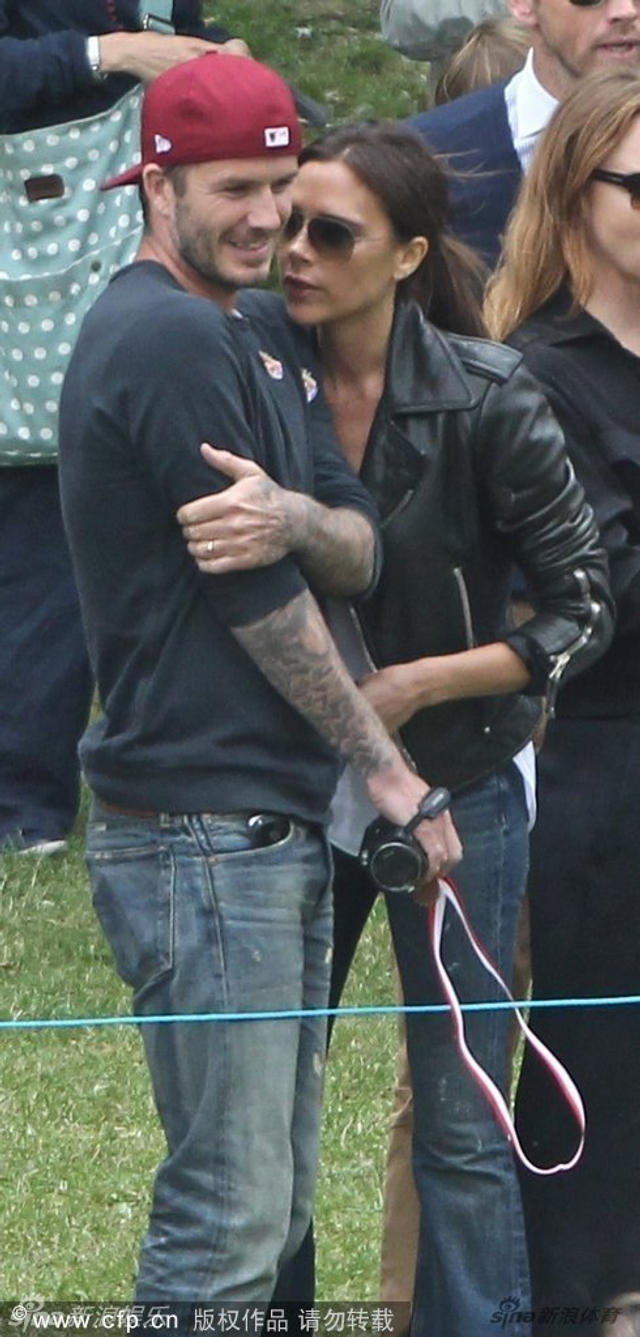 贝克汉姆维多利亚亲密耳语