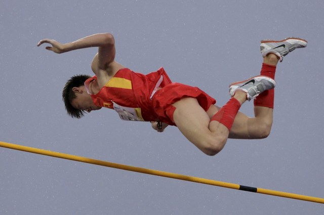 田径亚锦赛首日战况