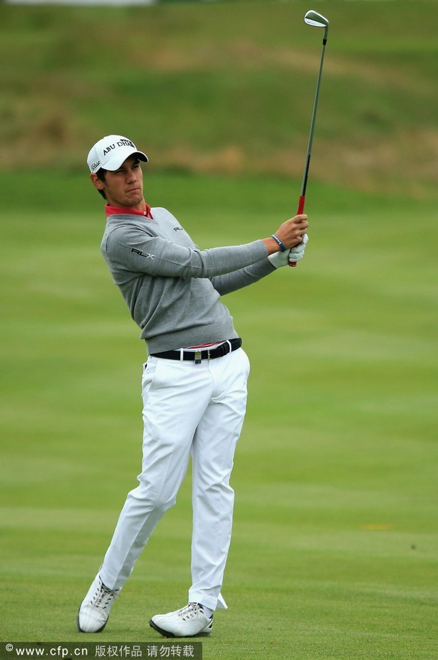 曼纳瑟罗击球收杆