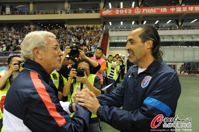 巴蒂斯塔与里皮寒暄